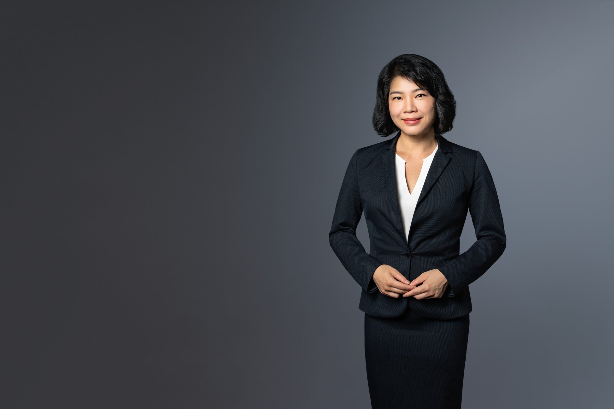 Mimi Zou